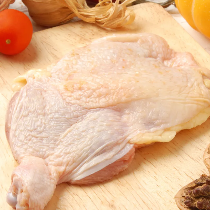 Schenkelfleisch ohne Knochen, mit Haut